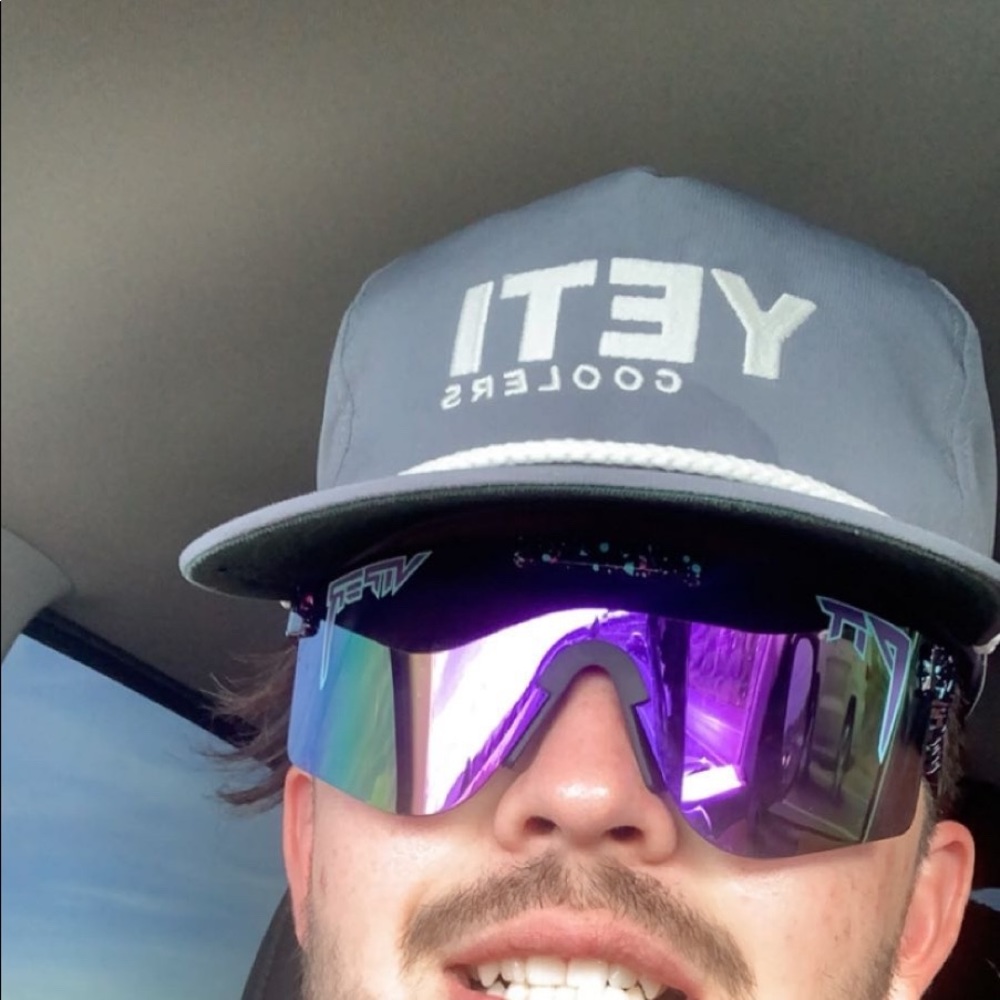 Meet your Posher, Nicolas